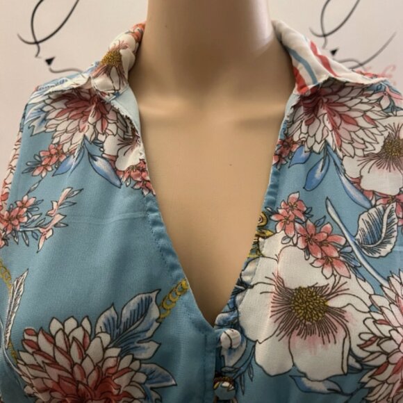 Fashion Nova. Size Small. Aqua Floral. Open Back. Crop Bodice Lined Top. B70 - Picture 2 of 7